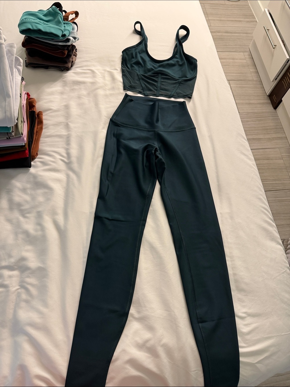 ALO Yoga Dark Teal High-Waist Leggings with Matching Crop Tank